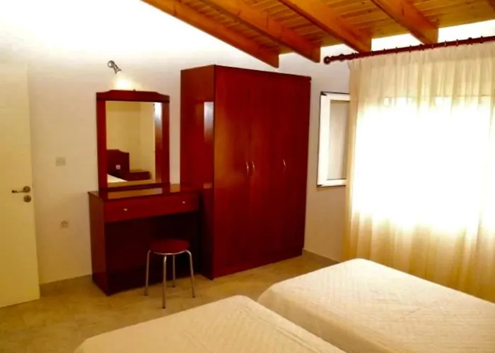 Pangea Corfu فيلة Sidárion