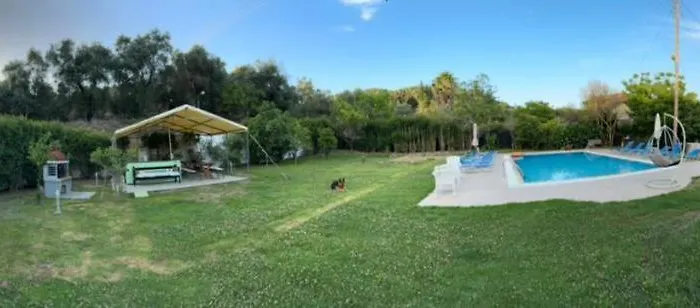 Pangea Corfu * Σιδάρι